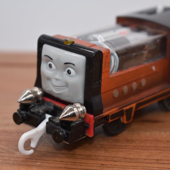 2009 Thomas & Friends #5 Rusty Orange Motorized Trackmaster Train Tested Works - Picture 2 of 5